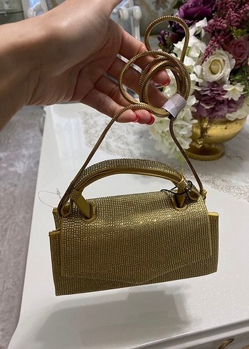 Altın Renkli Parlak Kadın Abiye Çanta - Görsel 2