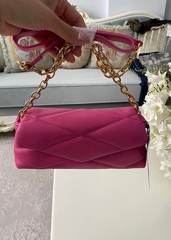 Zincir Detaylı Pembe Deri Kadın Çanta - Görsel 7