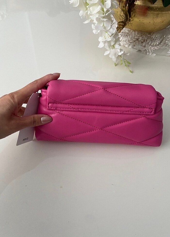 Zincir Detaylı Pembe Deri Kadın Çanta - Görsel 4