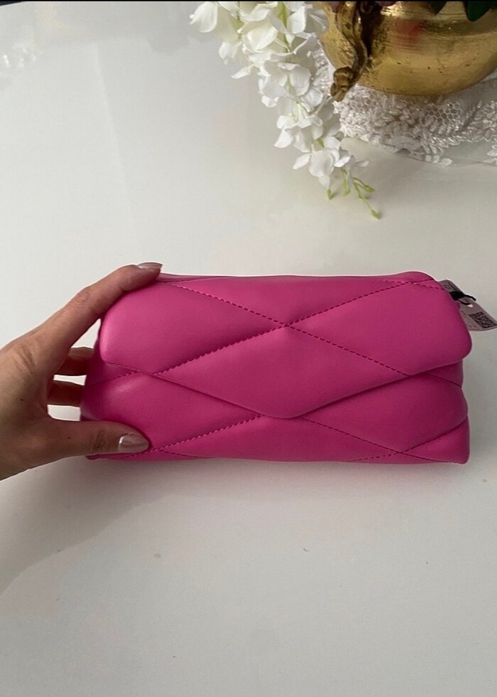 Zincir Detaylı Pembe Deri Kadın Çanta - Görsel 3