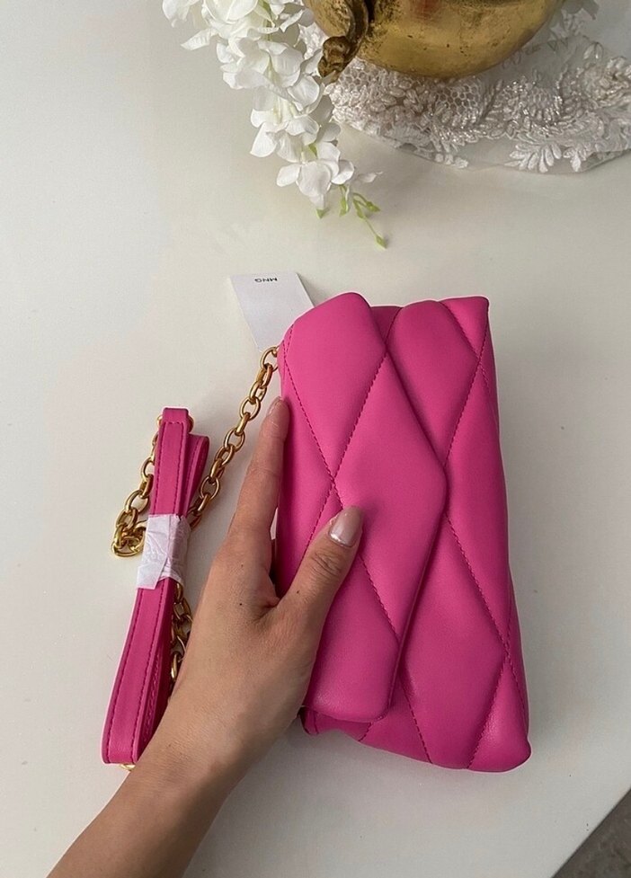 Zincir Detaylı Pembe Deri Kadın Çanta - Görsel 5