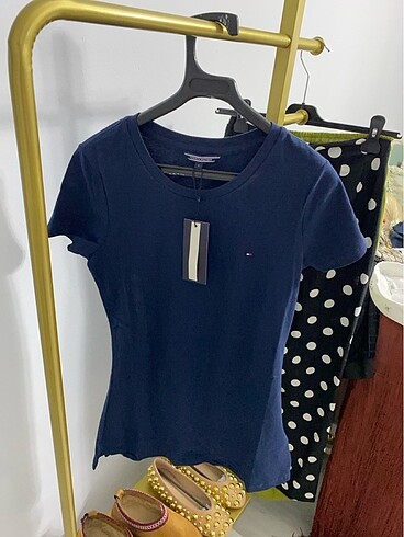 Tommy tshirt