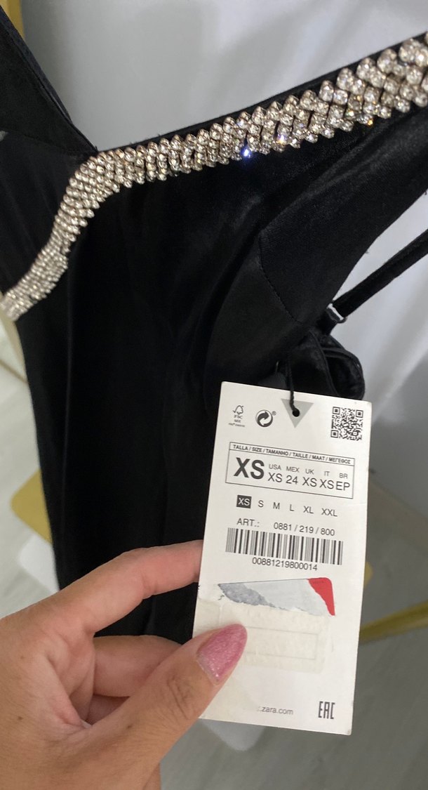 Siyah Uzun saten İnce Askılı Elbise - Görsel 5