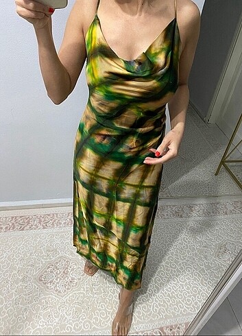 Zara drapeli elbise