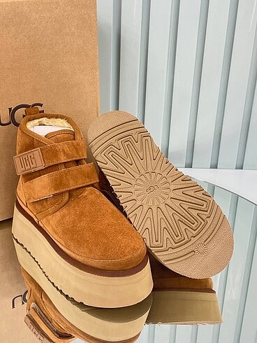 38 Beden UGG BOTT