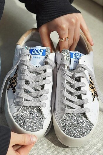 38 Beden GOLDEN GOOSE