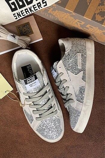 GOLDEN GOOSE İTHAL