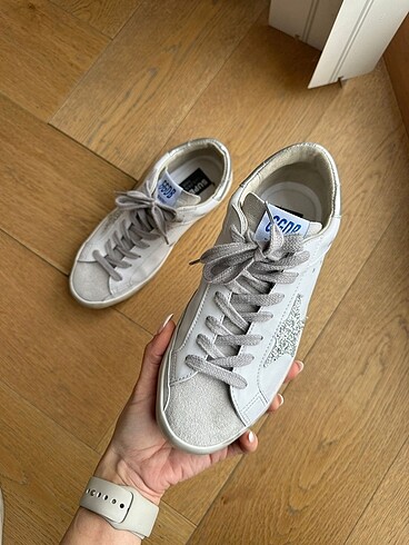 36 Beden GOLDEN GOOSE
