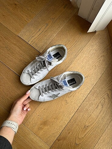 36 Beden beyaz Renk GOLDEN GOOSE