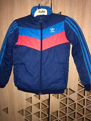 Adidas mont