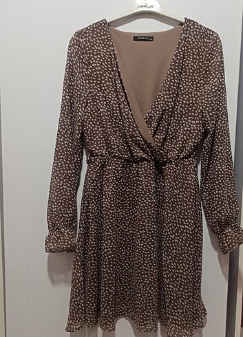 36 Beden kahverengi Renk Bayan Kolları Büzgülü V Yaka Şifon Elbise