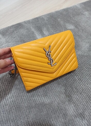 Yves Saint Laurent YS Kadın Mini Hemde Elde taşınabilir Hem omuz Askı Detaylı Zinci