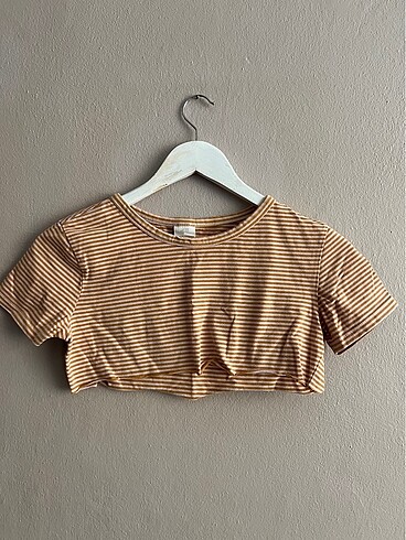H&M crop