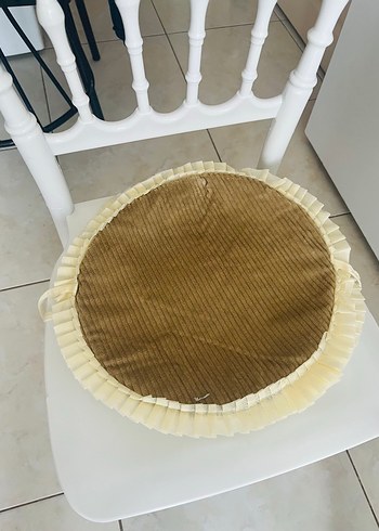 Bej Yuvarlak Klasik Sandalye Minderi - Görsel 2