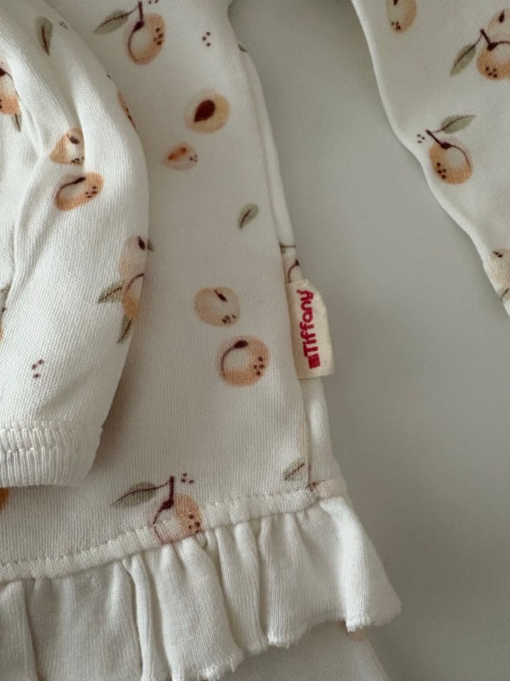 Bebek Kız Beyaz Fırfırlı Uzun Kollu Takım - Görsel 4