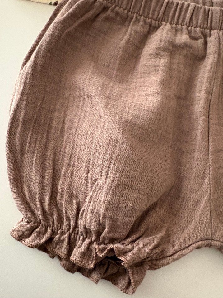 Kız Bebek Kahverengi Nakışlı Fırfırlı Takım - Görsel 5