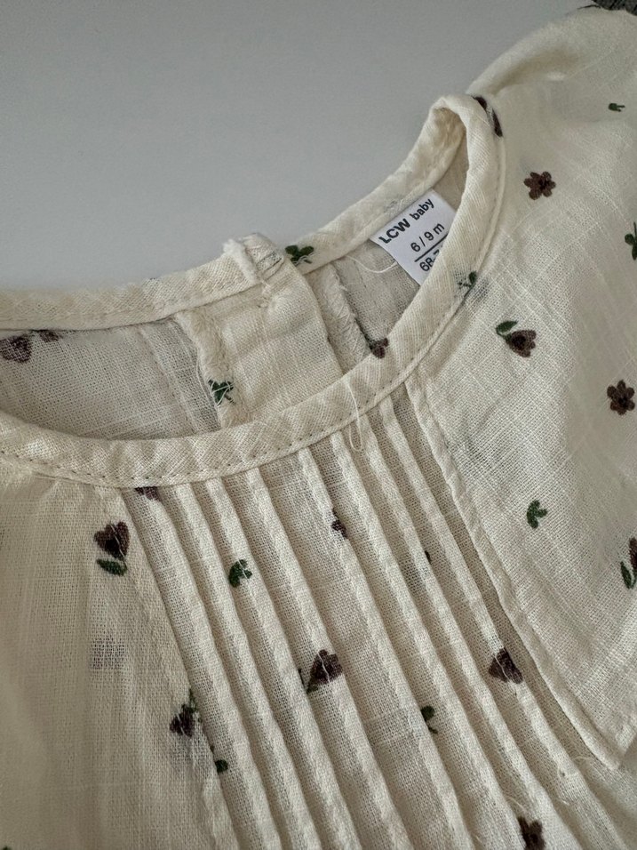 Kız Bebek Kahverengi Nakışlı Fırfırlı Takım - Görsel 3