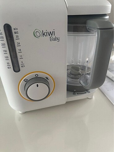 Kiwi mama robotu