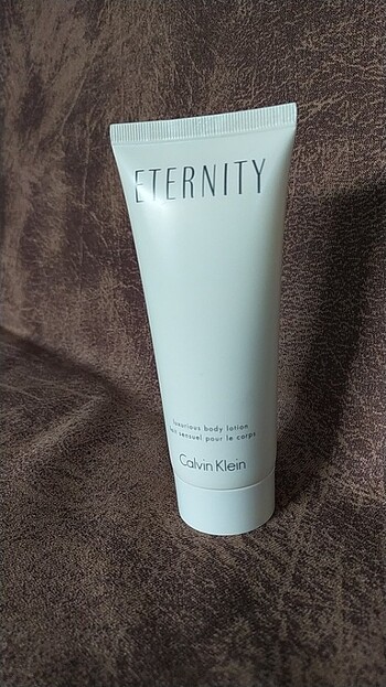 Calvin Klein Eternity Luxurious Body Lotion