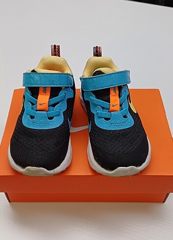 Nike çocuk spor ayakkabı