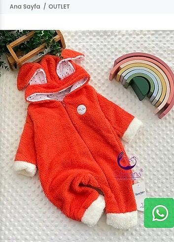 Peluş kulakları puantiyeli uyuyan tavşan tulumu