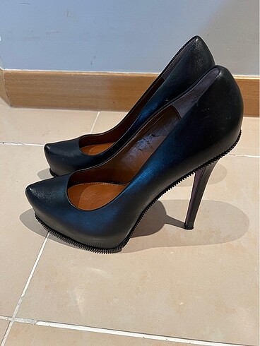 40 Beden siyah Renk Nine west 40 numara platform ayakkabı