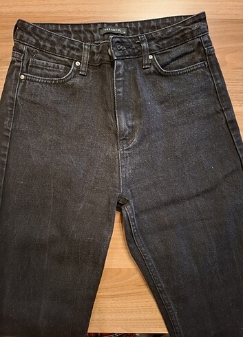 38 Beden siyah Renk Jean pantolon