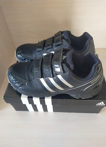 Adidas Spor Ayakkabı 