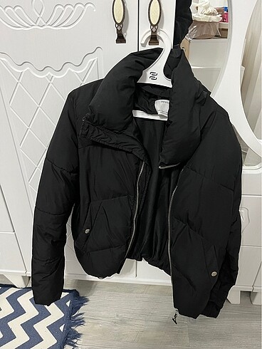 Bershka Mont siyah