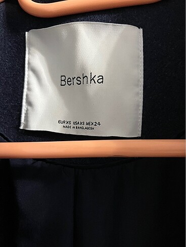 xs Beden Bershka kaban