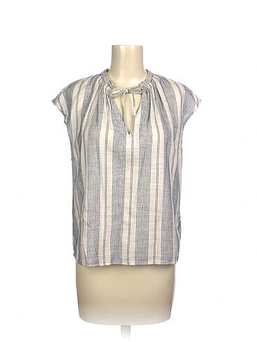 H&M Bluz %70 İndirimli.