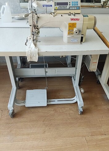 YUKİ OTOMATİK DÜZ DİKİŞ MAKİNESİ 