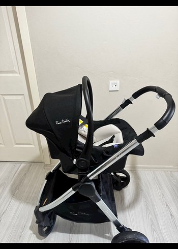 Siyah Bebek Arabası