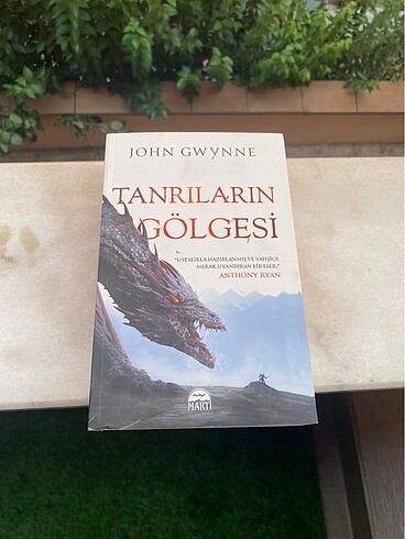 tanrıların gölgesi