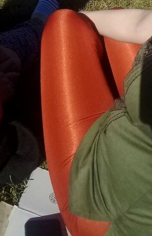 1 kez giyildi parlak tayt 38 40 bedene uygun