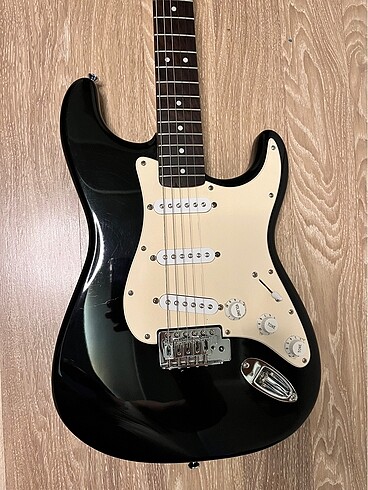 Fender player strat