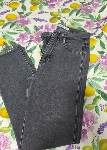 Pull and Bear Koyu Gri Denim Jean