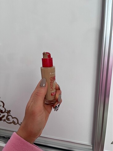 Rimmel fondöten