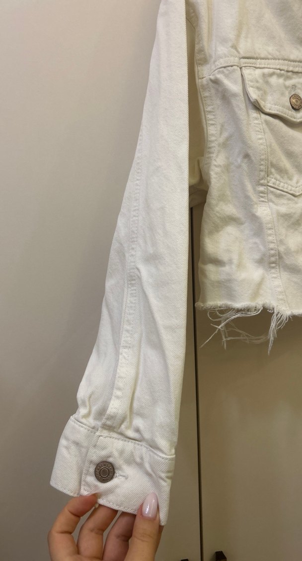 Beyaz Düğmeli Salaş Kadın Denim Ceket - Görsel 2