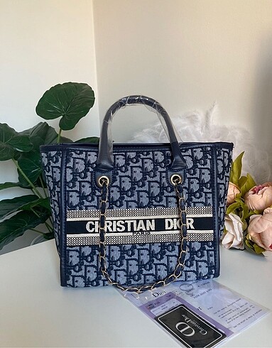 Dior çanta orijinal