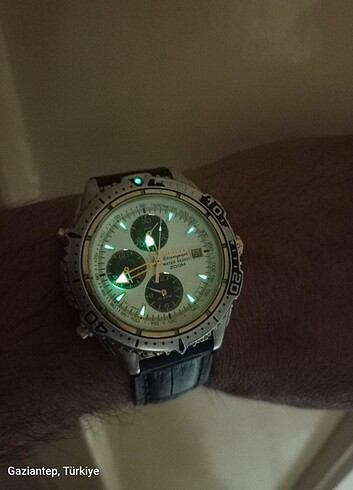 Seiko chronograph 200m japan diver