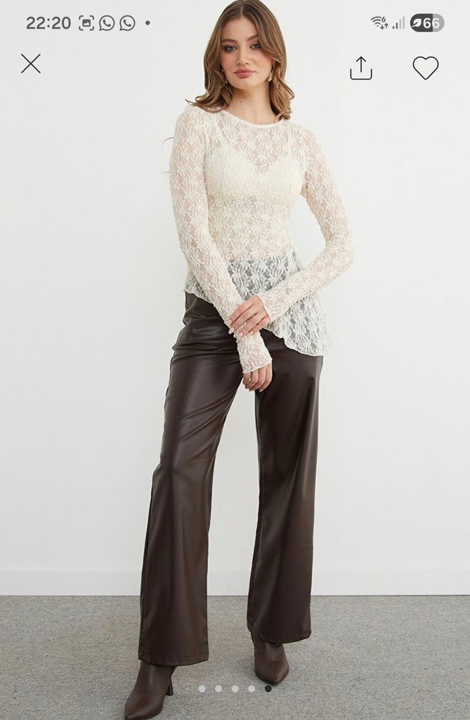 Beyaz Dantel Detaylı Uzun Kollu Kadın Bluz - Görsel 3