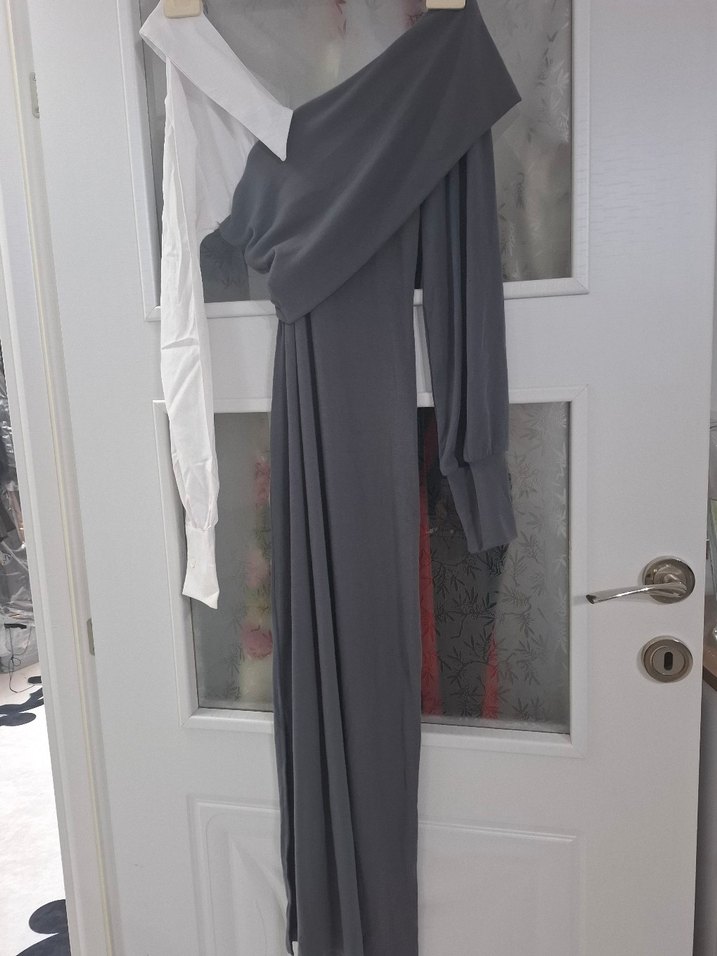 V Yaka Uzun Kollu Gri Drapeli Elbise - Görsel 3