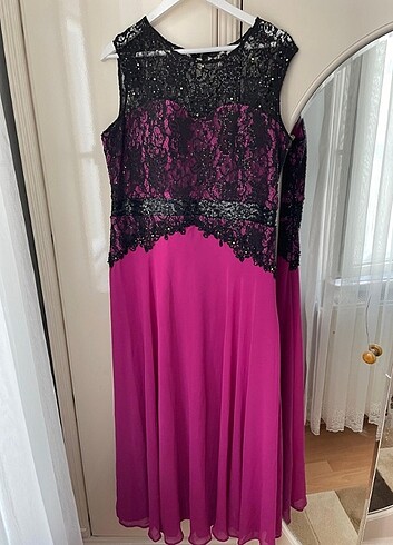 Pembe Taşlı Abiye