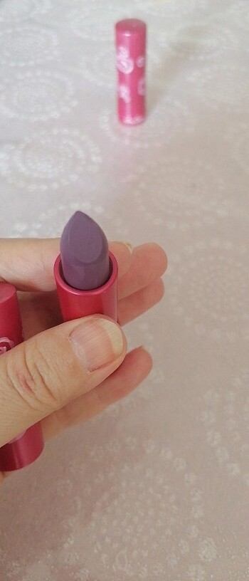Lime Crime lime crime mat ruj