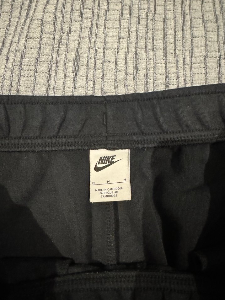 Nike Tech fleece eşofman altı - Görsel 3