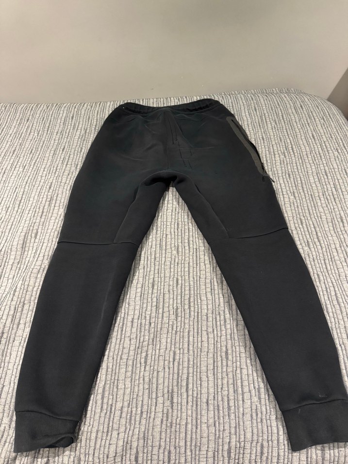 Nike siyah Tech fleece eşofman - Görsel 2