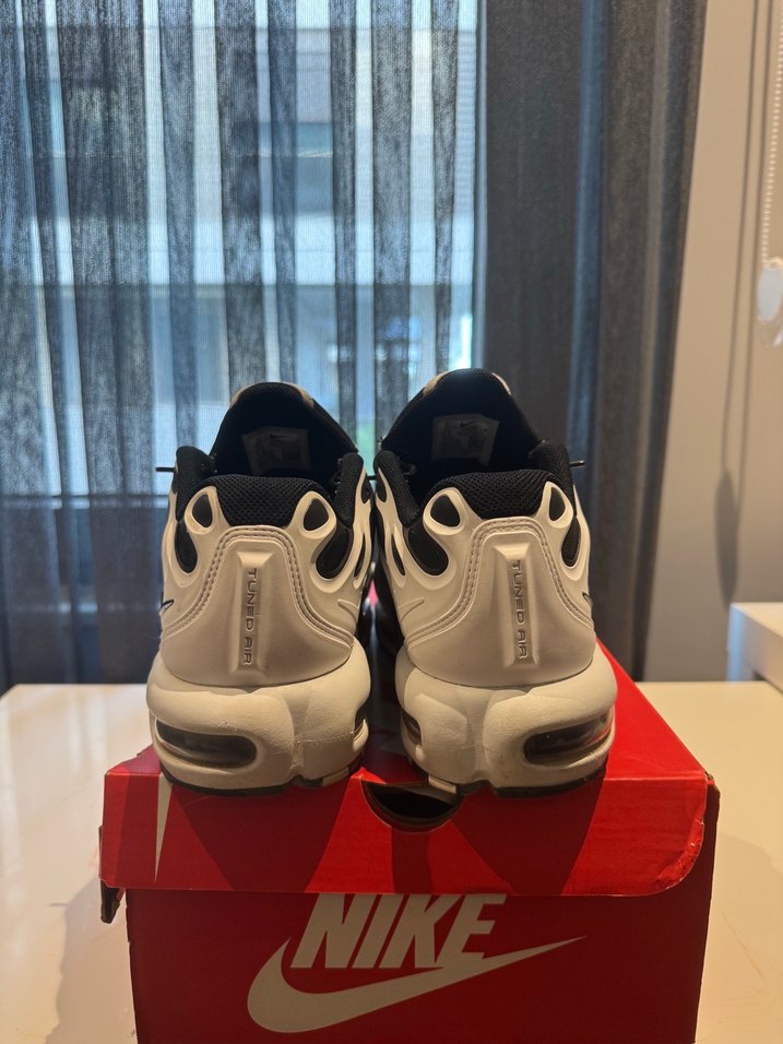 Nike Air max plus Drift - Görsel 2