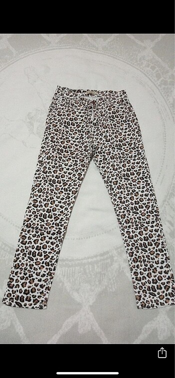 Leopar desenli pantolon
