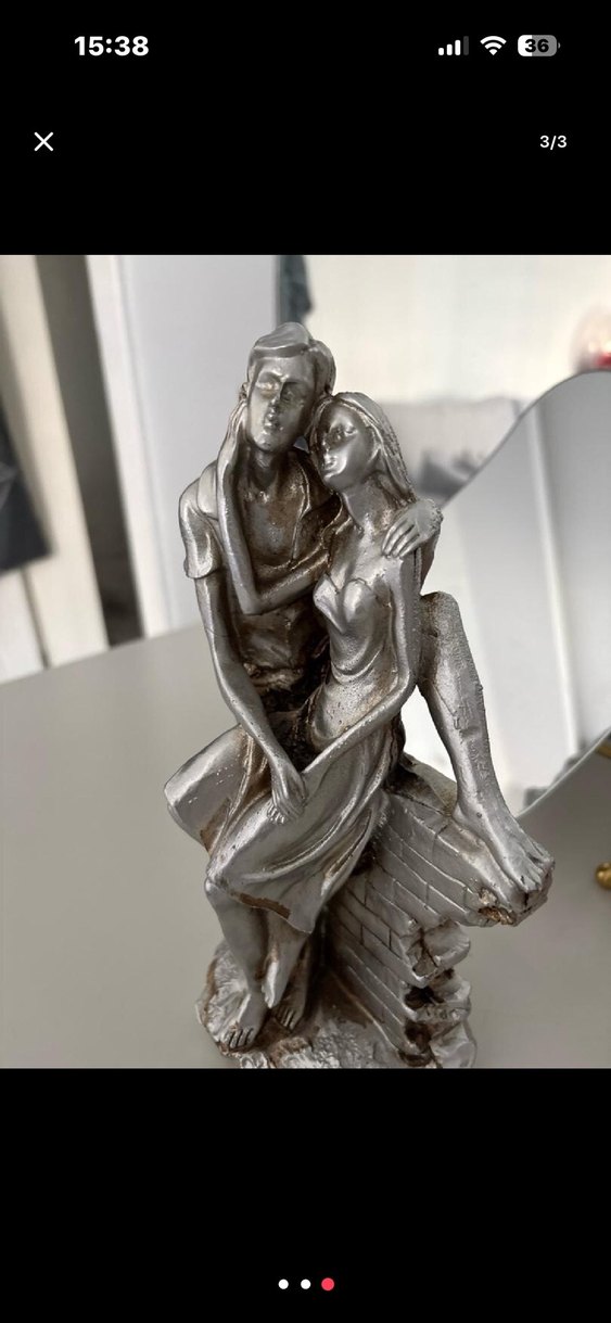 Gri Renkli Aşıklar Figürü - Görsel 3